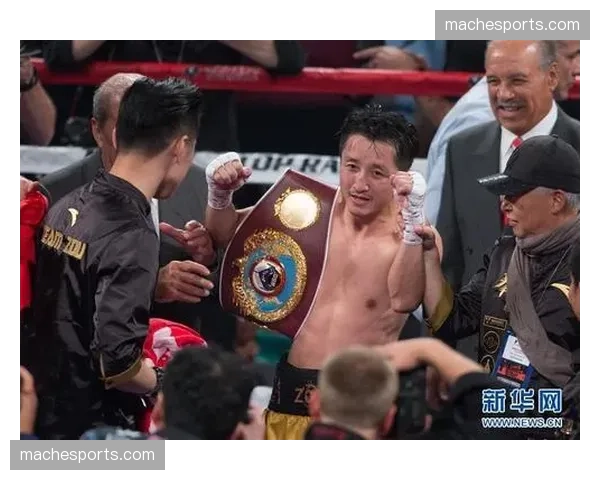 奥斯利·伊格莱西亚斯八回合TKO西利亚金，夺得IBF超中量级世界冠军